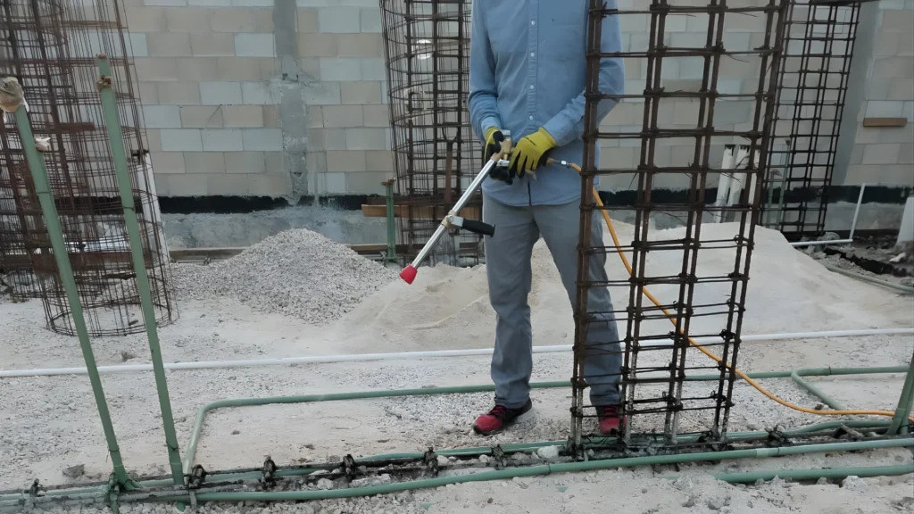 Tratamiento contra termitas en obra en Cancún y Riviera Maya.